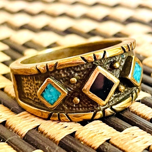 Vintage Jewelry - Vintage Southwestern Turquoise and Black Stone Inlay Ring, Size  8
